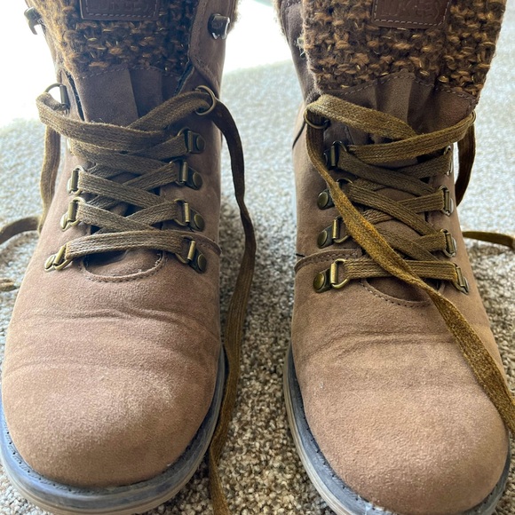 Super cute Lukees  boots by Muk Luks - Picture 7 of 7